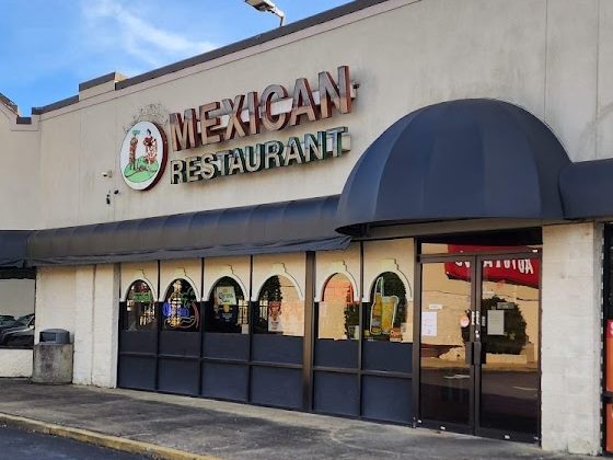 La Fiesta Union City exterior